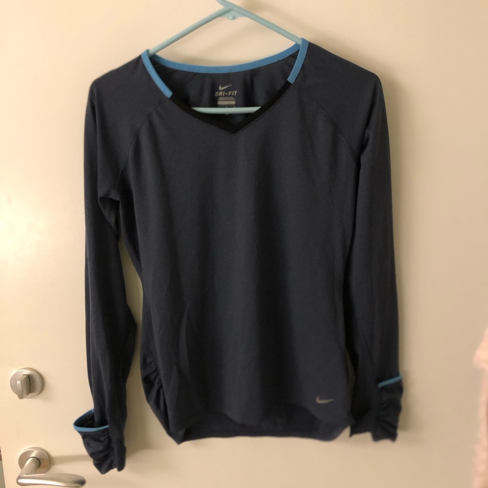 Nike dri-fit top